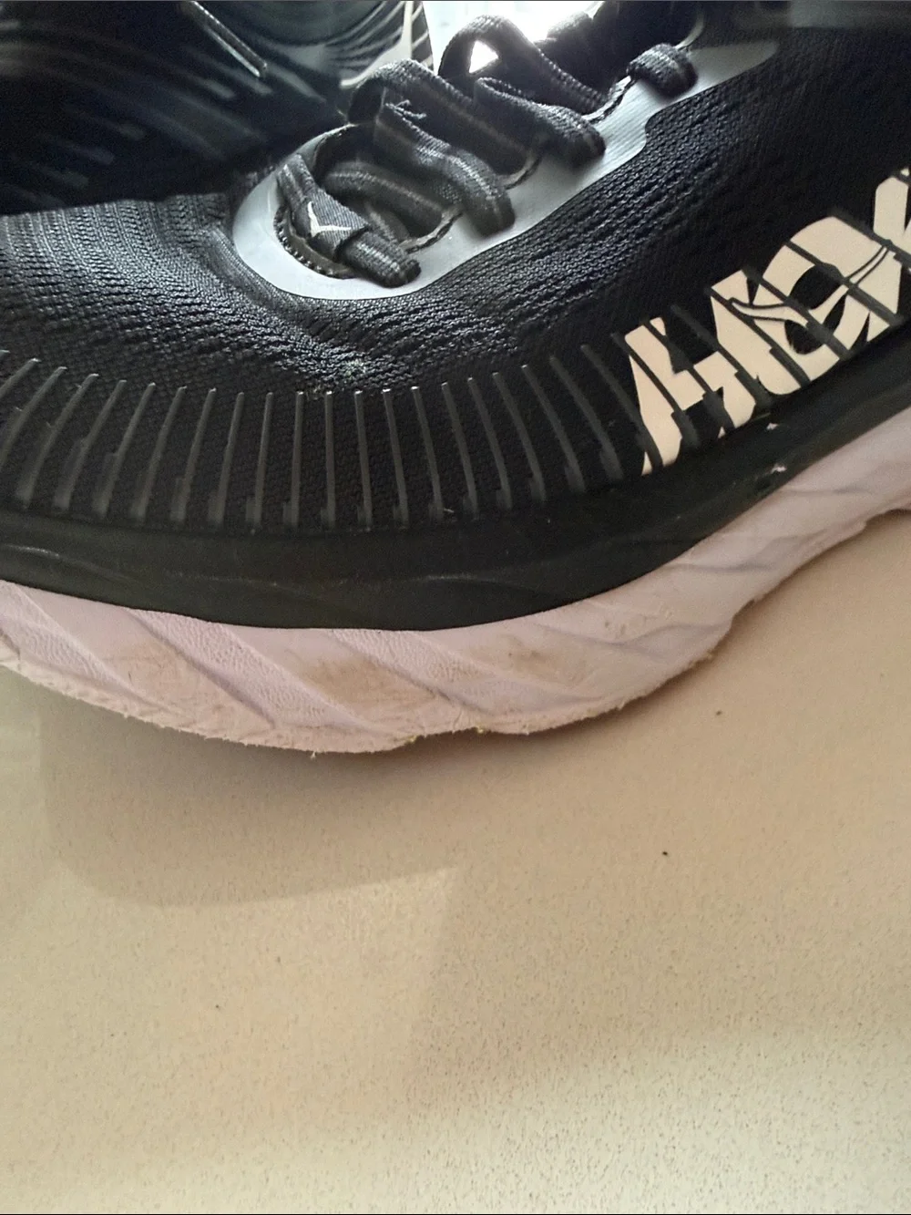 Hoka One One Bondi 7 Running Sneakers, Size 9 Woman’s